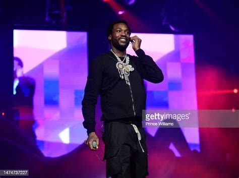 Meek Mill Rapper Photos and Premium High Res Pictures - Getty Images