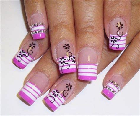 Más de 25 ideas increíbles sobre Modelos de uñas pinceladas en