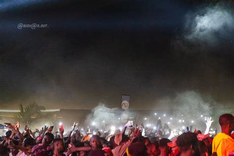 Musique Himra Enflamme Le Parc Des Expositions D Abidjan Avec Son