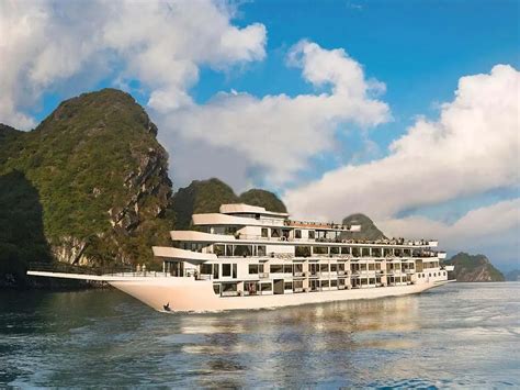 Explore The 8 Best Halong Bay Cruise Luxury Metta Voyage