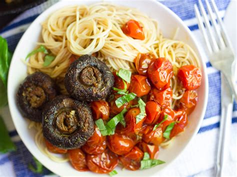 Capellini with Spicy Cherry Tomato Sauce & Blackened Mushrooms ...