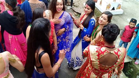 Beautiful Girls Dance Tharu Wedding Dance At Belsi Chitwan Chudi