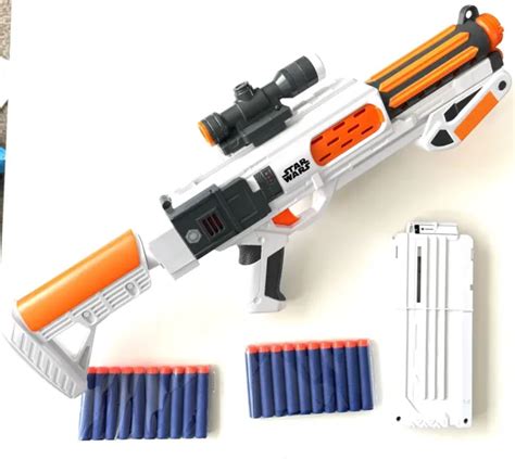 STAR WARS NERF Episode VII First Order Stormtrooper Deluxe Blaster