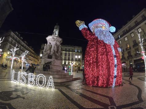 Passeio Pelas Luzes De Natal Em Lisboa Portugal