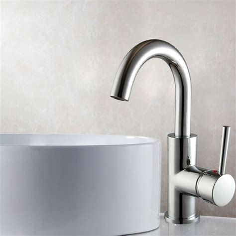 Basin&Sink Faucet - Single Hole Single Lever - Brass with Chrome Finish ...