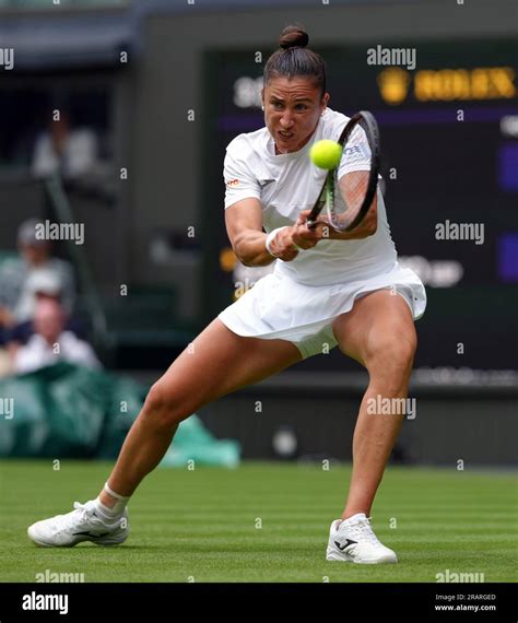 Sara Sorribes Tormo In Action Against Iga Swiatek Not Pictured On Day