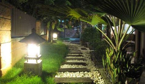 Consejos para iluminar el jardín Tipos de Luces y Diseños https