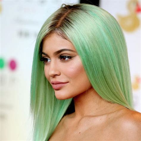 Kylie Jenner’s Face Transformation In Photos: See Her New Face That ...