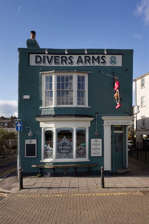 Divers Arms Herne Bay Restaurant Reviews Photos And Phone Number