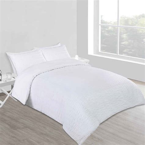 Wilko King White Seersucker Duvet Set Wilko