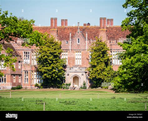 Toad Hall, Mapledurham House ,a Elizabethan house, Mapledurham Village ...