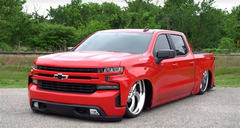 Slammed Chevy Silverado "Magic Carpet" Is Super-Low - autoevolution