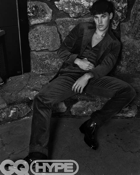 Noah Beck photographed by Michael Schwartz for GQ Spain. Noah wears