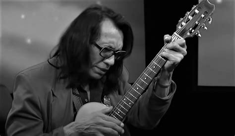 Sugar Man nie żyje Sixto Rodriguez zmarł w wieku 81 lat RMF FM