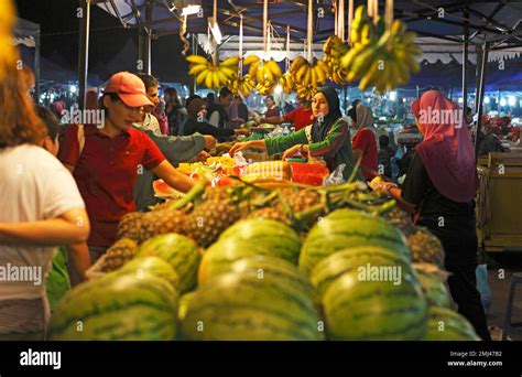 Filipino Night Market In Kota Kinabalu Sabah Borneo Malaysia Stock