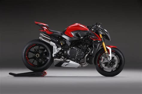 MV Agusta Presenta Su Hypernaked La Brutale 1000 RR