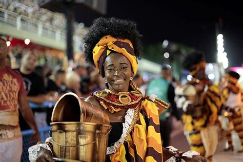 Fotos Desfile Da Viradouro No Carnaval Carnavalesco