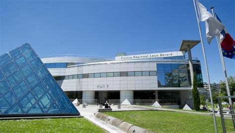 coronavirus  lutte contre le cancer le centre leon berard  lyon