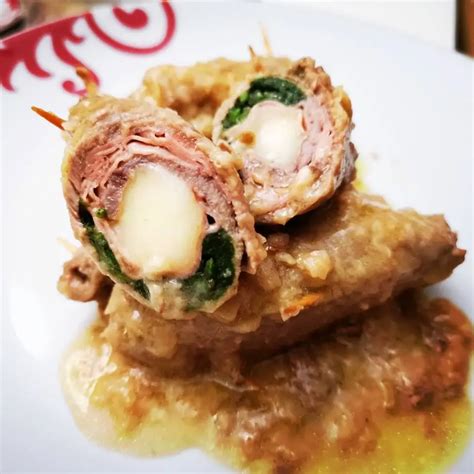 Involtini Di Vitello Al Vino Bianco Con Spinaci Mortadella E Provola