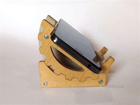 Adjustable Plywood And Aluminium Phone Holder 3 Steps With Pictures