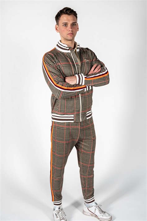 The Gentlemen Training Suit Lonsdale Mens Fashion World