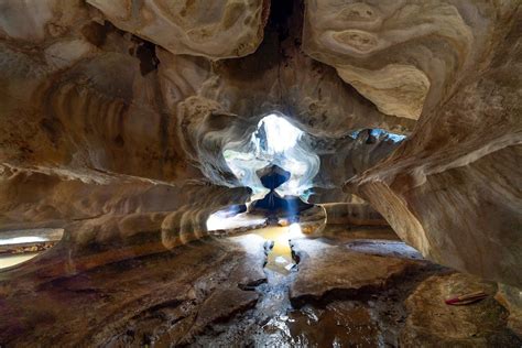 Why caverns » Keck Cave