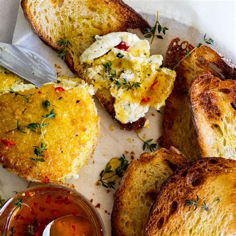 Crispy Baked Boursin Cheese With Chilli Honey Yemek Tarifi