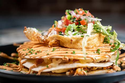 El Cl Sico De Las Quesadillas Huitlacoche Y Flor De Calabaza