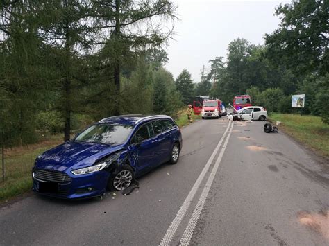 Wypadek W Rybniku Jedna Osoba Jest Ranna Kierowcy Byli Trze Wi Radio