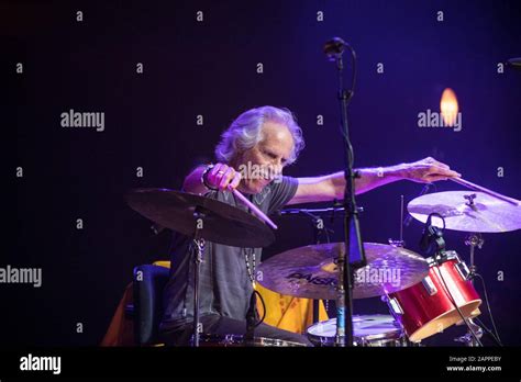 Krist Novoselic Image Hi Res Stock Photography And Images Alamy