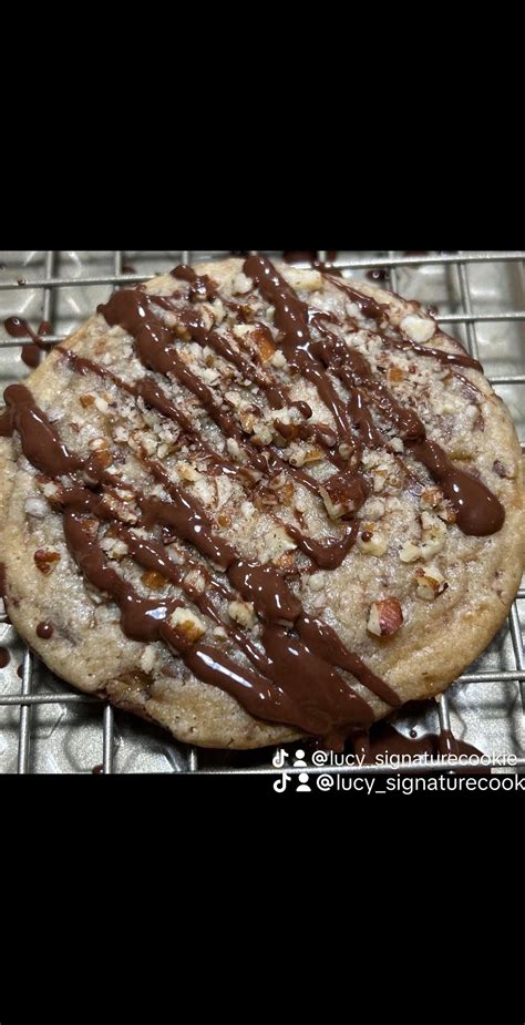 Pecan Toffee Half Dozen
