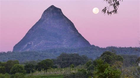 Three Hikers Rescued From Mt Beerwah Glass House Mountain The