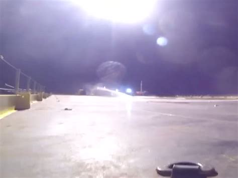 Footage of the Failed SpaceX Falcon 9 Rocket Landing (VIDEO) - Izismile.com