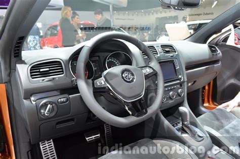 2016 VW Golf Cabriolet interior at the IAA 2015