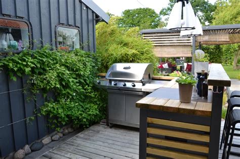 20 Beautiful Outdoor Kitchens With Bars Housely