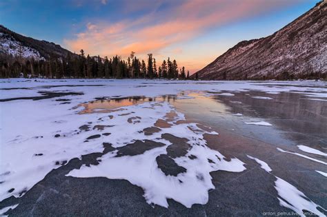 Magnificent colors of winter Altai – Multinskiye lakes · Russia Travel Blog