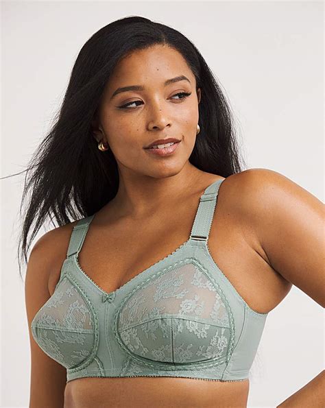 Triumph Doreen Non Wired Bra Simply Be