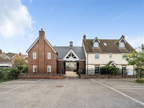 Bed Detached House To Rent In Chapel Street Petersfield Gu