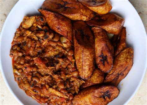 Plantain and Bean Stew - Red Red (simple recipe) - Travelandmunchies