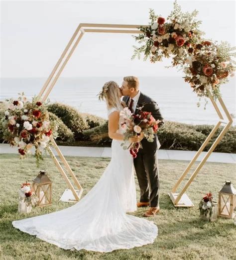 43 Gorgeous And Trendy Hexagon Wedding Arches Weddingomania