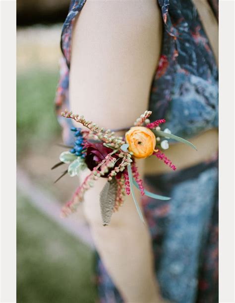 32 Wrist Corsages Perfect For Any Wedding Wrist Corsage Prom Flowers