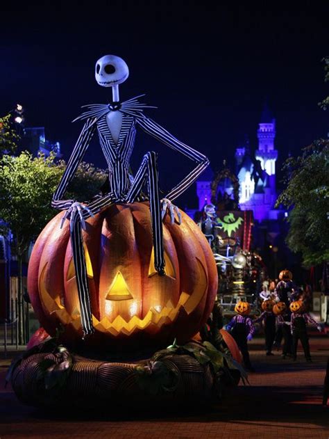 Disney Parks Blog Disneyland Halloween Halloween Parade Disney