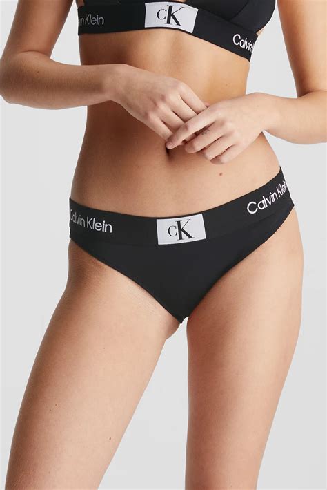 Жіночі чорні трусики від купальника BIKINI Calvin Klein KW0KW02353 MD