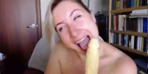 Bbw Masturbates And Sucks A Dildo Tnaflix