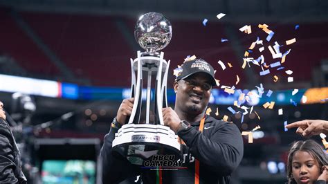 FAMU head coach Willie Simmons mulling offer - HBCU Gameday