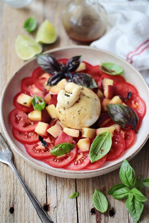 Tomaten Pfirsich Salat Mit Burrata Ein Erfrischender Sommersalat