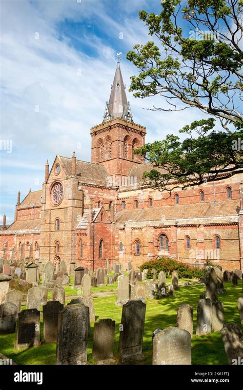 St Magnus Cathedral Kirkwall Orkney Uk 2022 Stock Photo Alamy