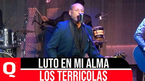 Luto en mi alma Los Terrícolas en VIVO en los Premios de la Revista Q