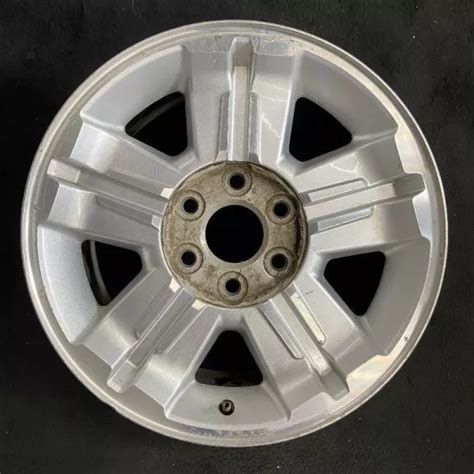 Chevrolet Suburban 1500 Silverado Pickup Tahoe Oem Wheel 18” Original Rim 5300 Eur 21181