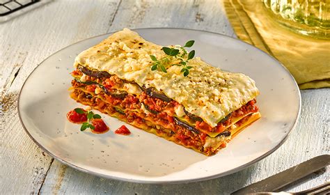 Lasagne Al Forno Mit Faschiertem Melanzani Und Zucchini Mit